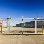 FoldSmart Bi Folding Speedgate | Woven Wire Infill, Barbed Wire Anti-Climb, Galvanized